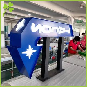 Vertical Blade Signage Manufacturer